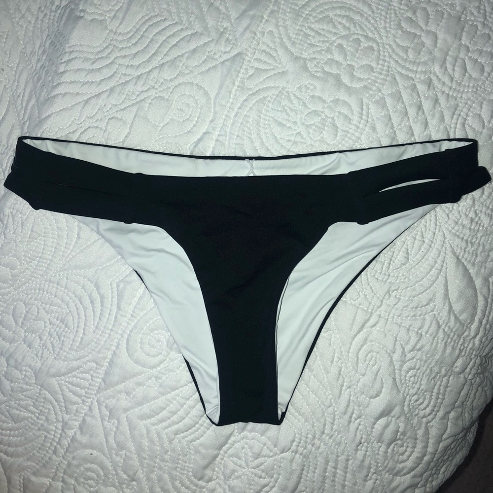 Rip curl black mirage bikini bottoms REVERSIBLE